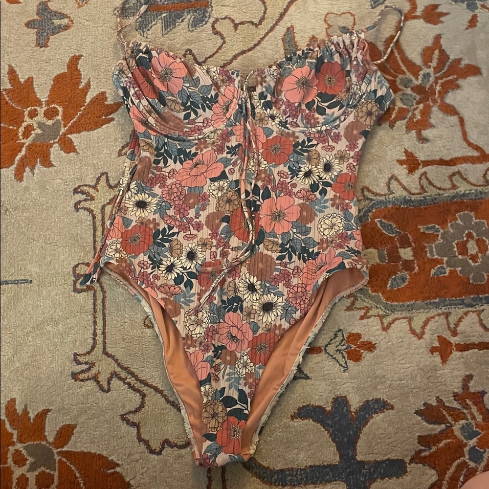 Floral Open Tie-back Swimsuit